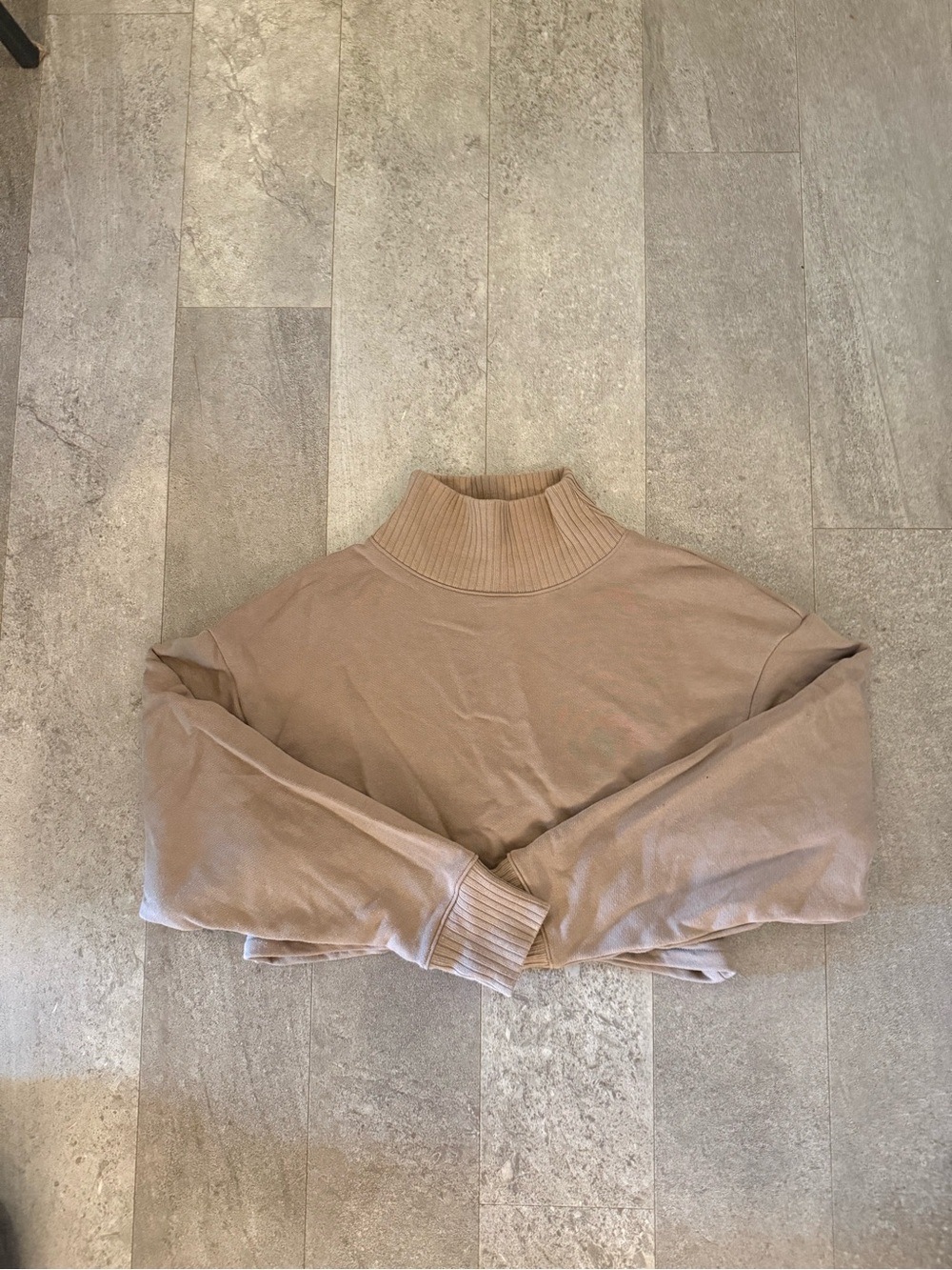 Alo cropped serenity pullover light cocoa size xs